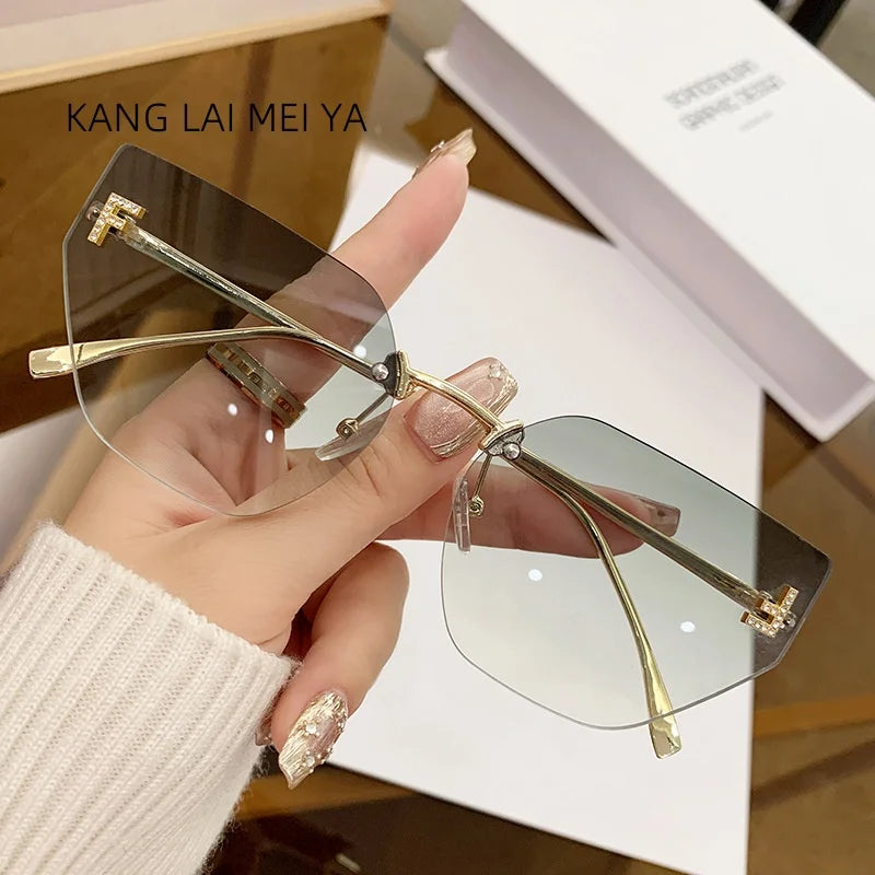 New letter inlaid diamond sunglasses for women with a sense of luxury,