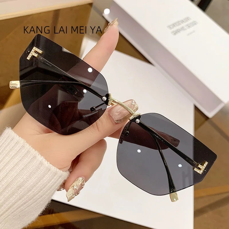 New letter inlaid diamond sunglasses for women with a sense of luxury,